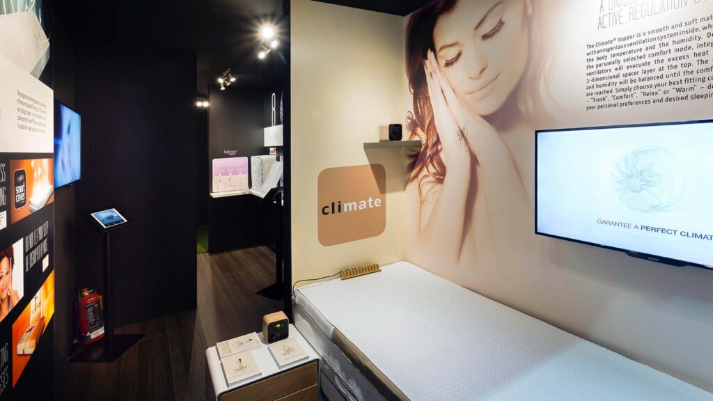 Deslee Clara – exhibition stand